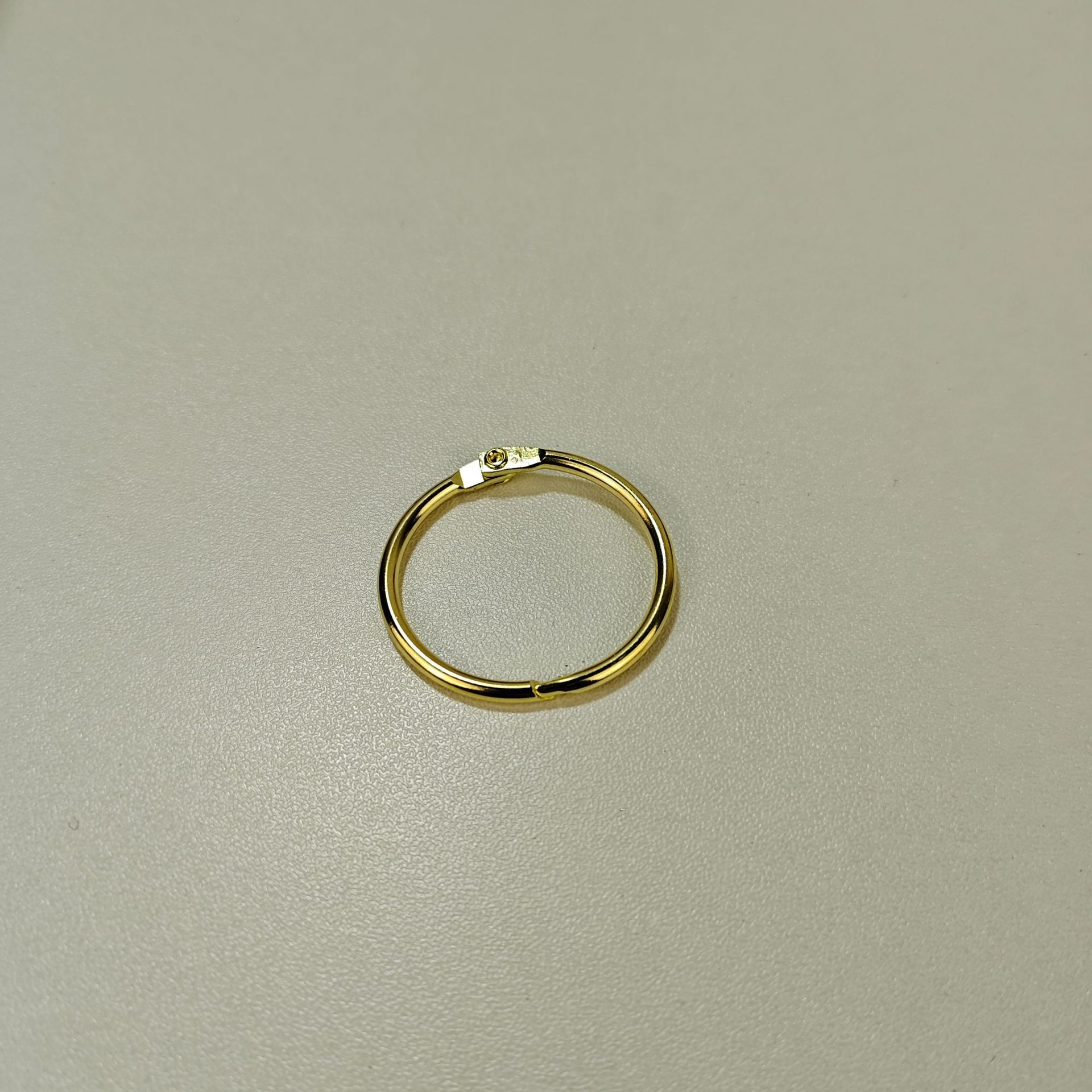 Anillo de hoja de oro, anillo de hierro, anillo de escritorio, anillo de encuadernación, anillo de encuadernación, anillo de encuadernación, anillo de abertura metálica, anillo de encuadernación