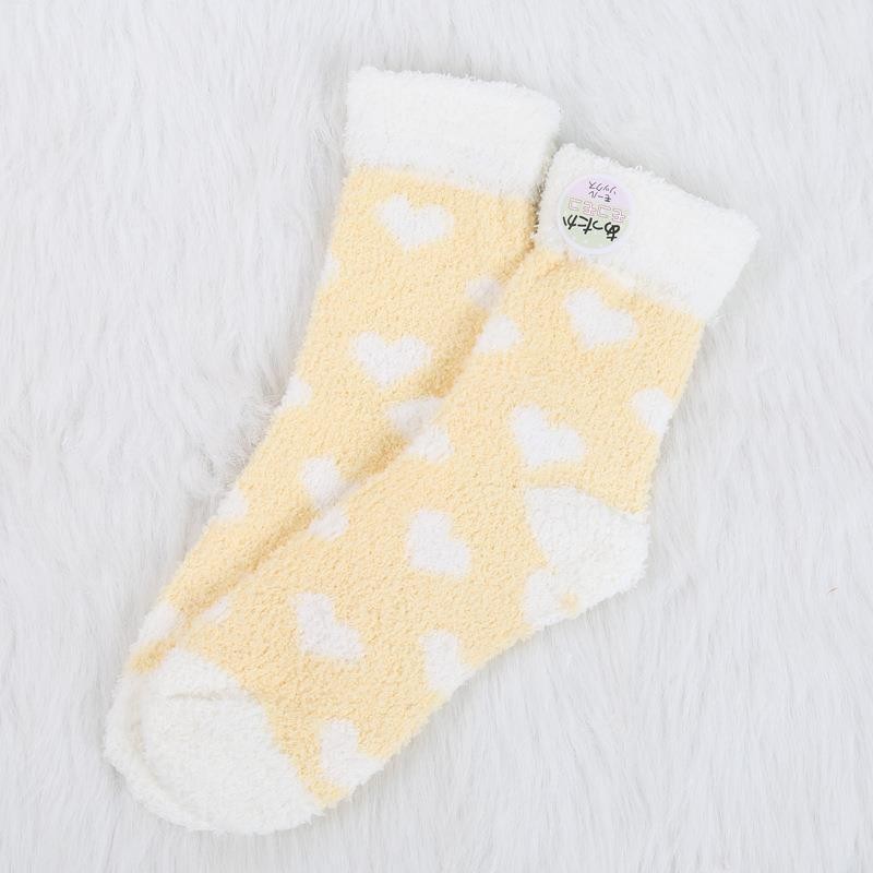 Invierno flanger calcetines de terciopelo de coral de color sólido caliente engrosada toalla Calcetines de piso de terciopelo medio al por mayor