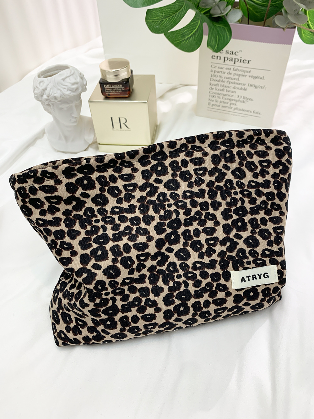 Bolsas de maquillaje de leopardo impresa bolsas de lápiz labial bolsas de almacenamiento portátiles de gran capacidad bolsas de mano una bolsa de lotes