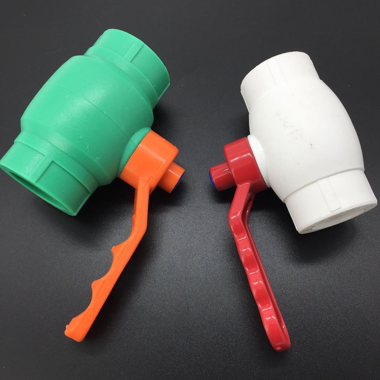 供应PPR双头内丝钢芯球阀 钢芯内丝球阀 工厂批发密封软密封