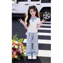 童装女童套装2026夏季新款女宝洋气白色短袖上衣蓝色格纹裤子代发