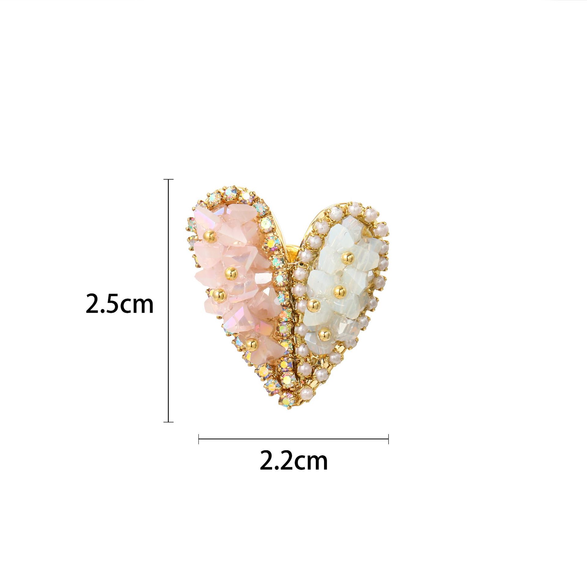 Sweet Heart Shape Copper Women's Brooches display picture 9