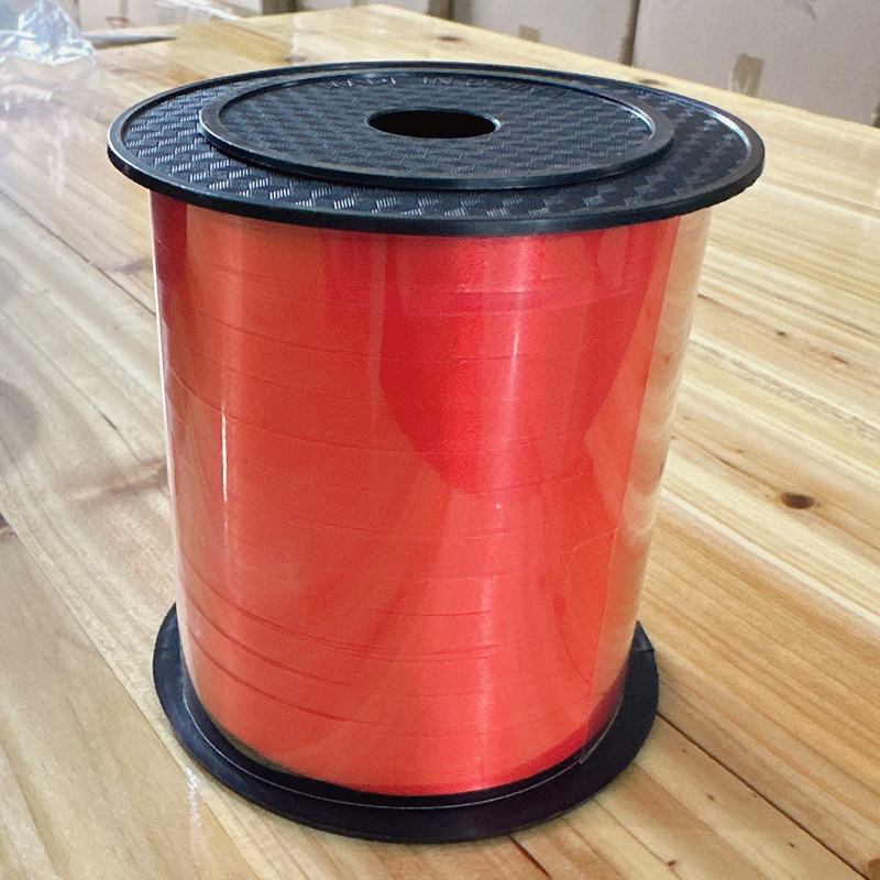 Venta al por mayor 250 tamaño llano globo cinta cumpleaños bandera tirar cuerda caja de regalo embalaje correa de plástico cuerda