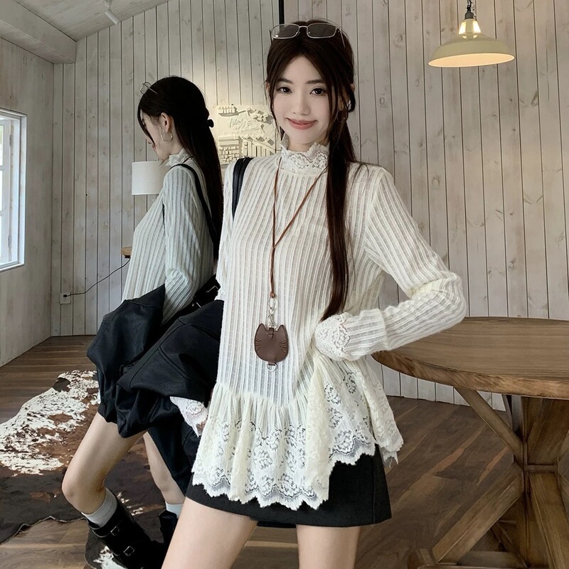 Trendy Niche Women's Lace-Trimmed Long-Sleeve Pullover T-Shirt, New Autumn Chic Base Layer Top Trendy Niche Women's Lace-Trimmed Long-Sleeve Pullover T-Shirt, New Autumn Chic Base Layer Top