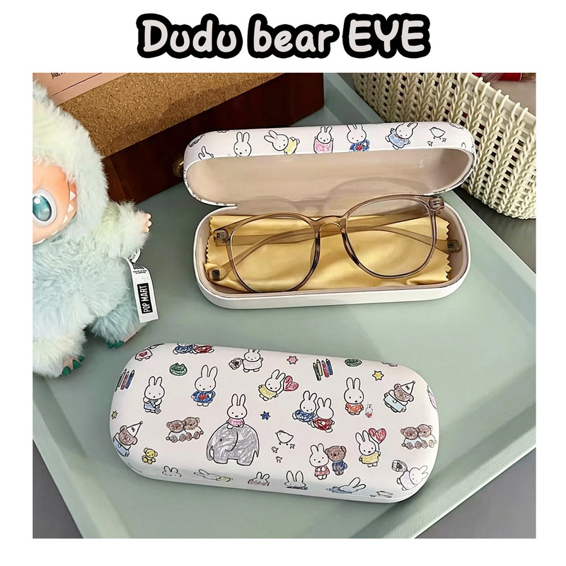 Little Rabbit Hand-Painted Glasses Case with High Aesthetic Value and Premium Feel, Made of Pu Leather, Pressure-Resistant, Customizable with Logo Little Rabbit Hand-Painted Glasses Case with High Aesthetic Value and Premium Feel, Made of Pu Leather, Pressure-Resistant, Customizable with Logo