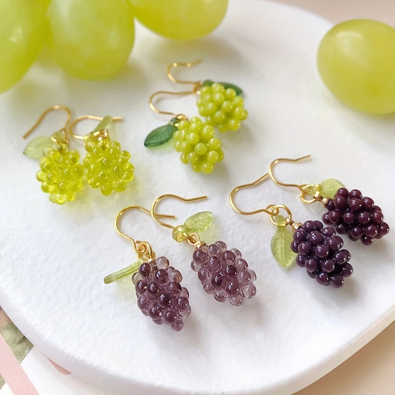 Cross-Border Hot Selling Delicious Simulated Grape Bunch Acrylic Pendant Earrings Summer Unique and Cute Earrings