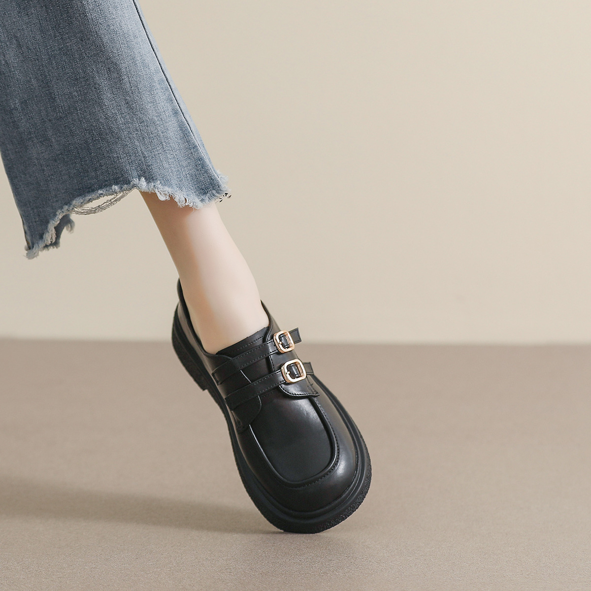 Weiwei Girl 6826-1 Thick-Soled Loafers Women's Strap Retro Maillard Soft-Soled Small Leather Shoes British Style