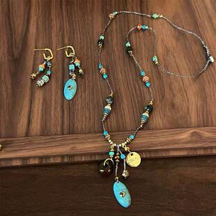 Ethnic style asymmetrical colored stone tassel earrings and necklace set personalized bohemian resort style jewelry set for women