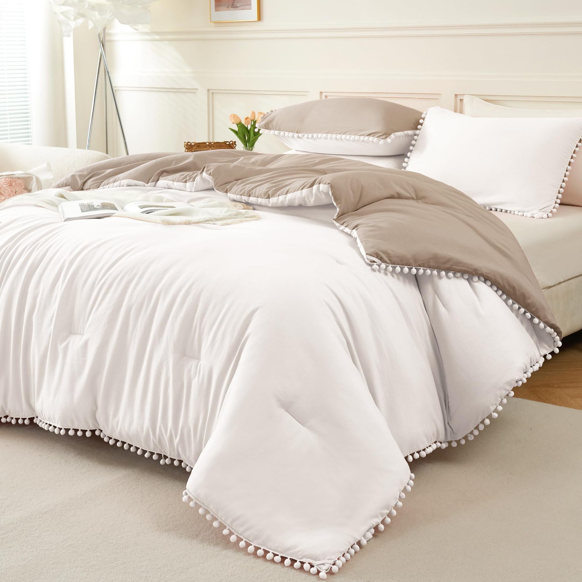 SKU-03-07 - White & Taupe