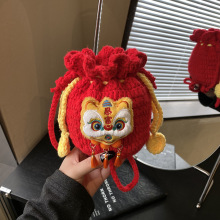 ϲ�c�tɫ�^��ë���������Ů2025�����¿���Ѫ{�ɐۆμ�б���