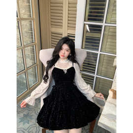 暮冬烁灵 磨毛水钻上衣+细闪丝绒黑色吊带裙公主蓬蓬裙