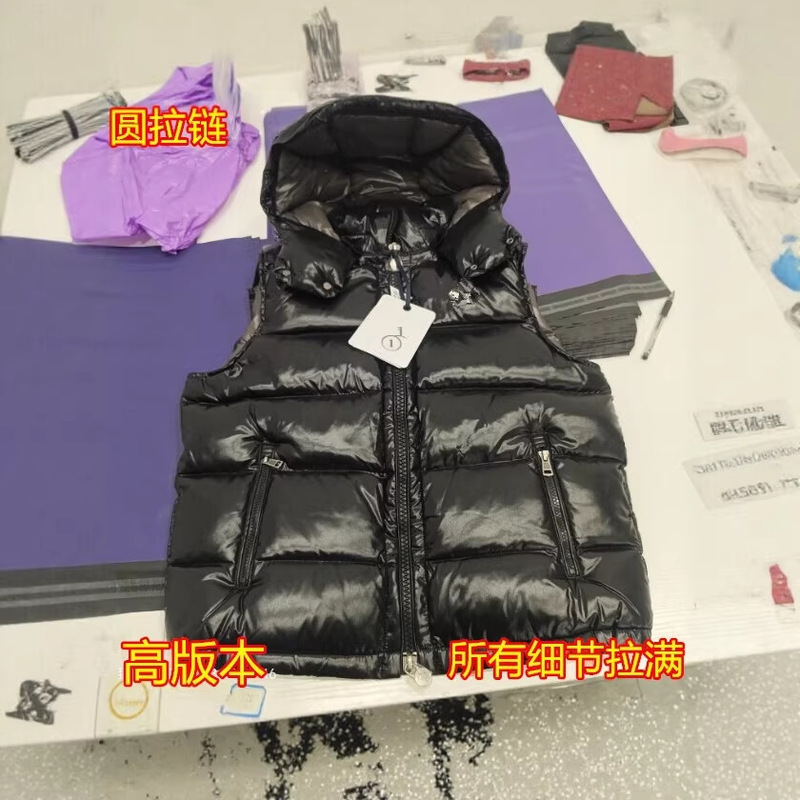 High-End Version Round Zipper Hooded down Vest for Women, Thickened White Duck down Warm Vest, New Winter Model