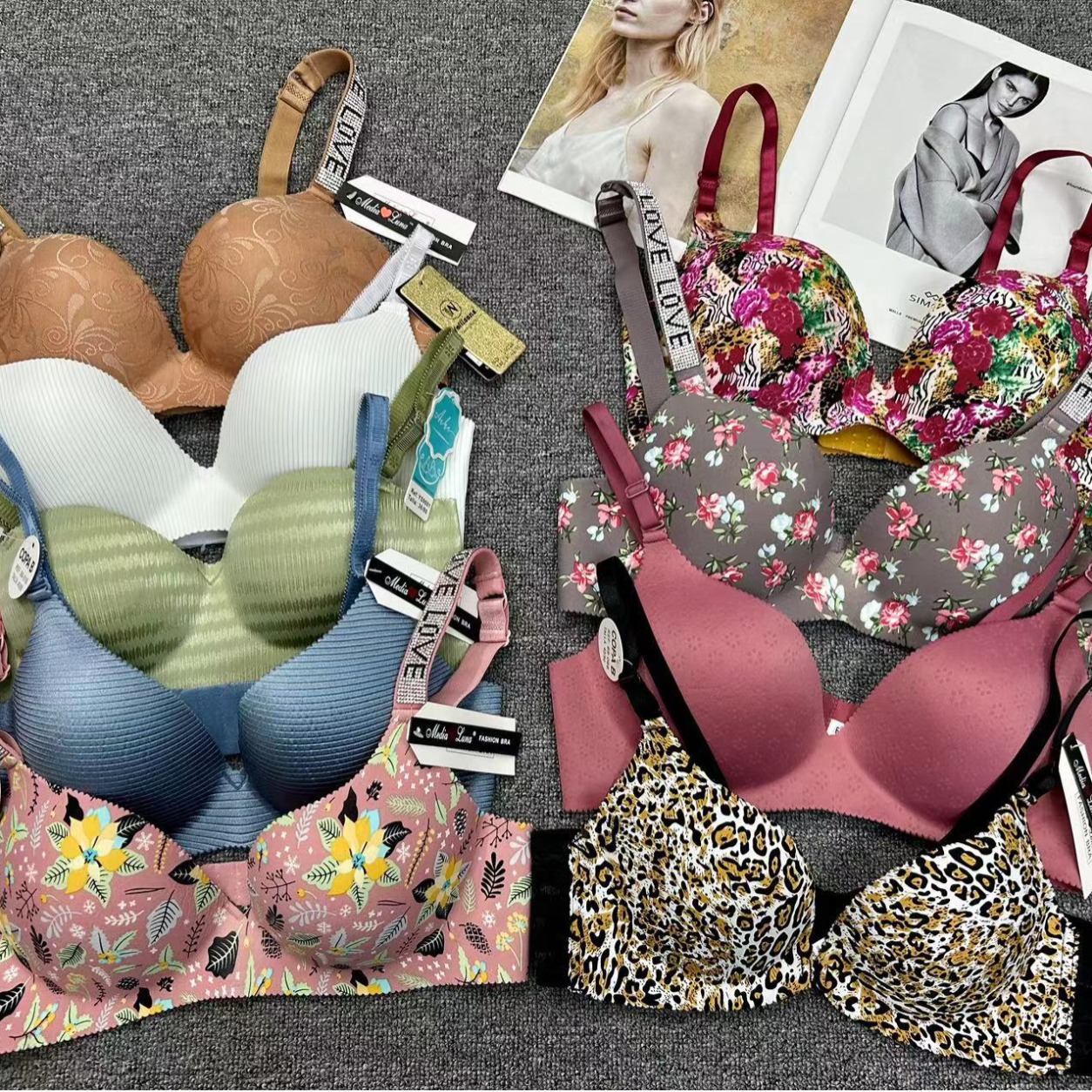 Misceláneos fuera de una sola pieza de nueva ropa interior lisa sin marcas sexy sin anillo de acero sujetador de pecho contra caída sujetador