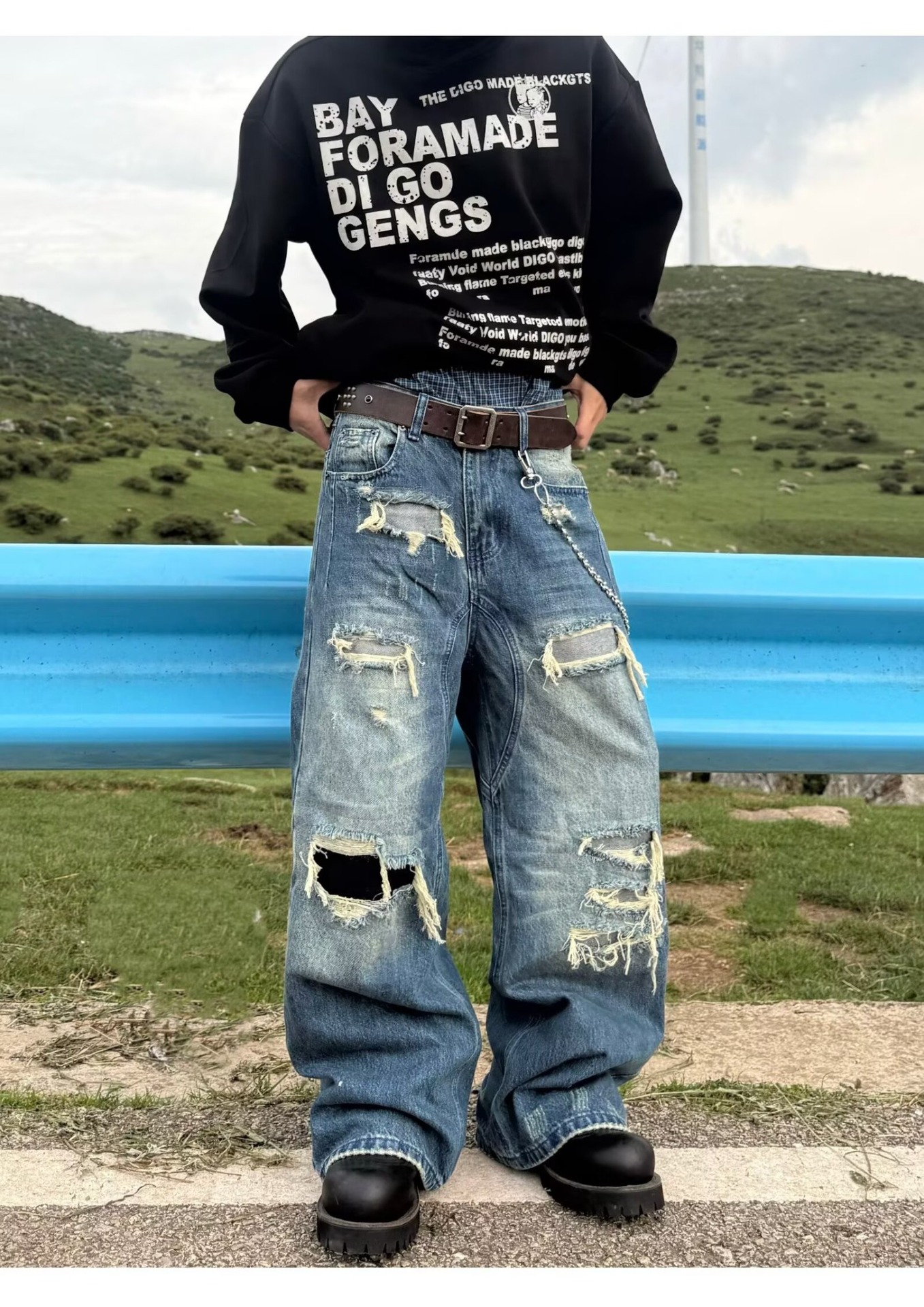 Men's Clothing Straight Leg Distressed Patched Denim Jeans Casual Edgy Loose Fit High Street Trendy Style_mkmklike.com