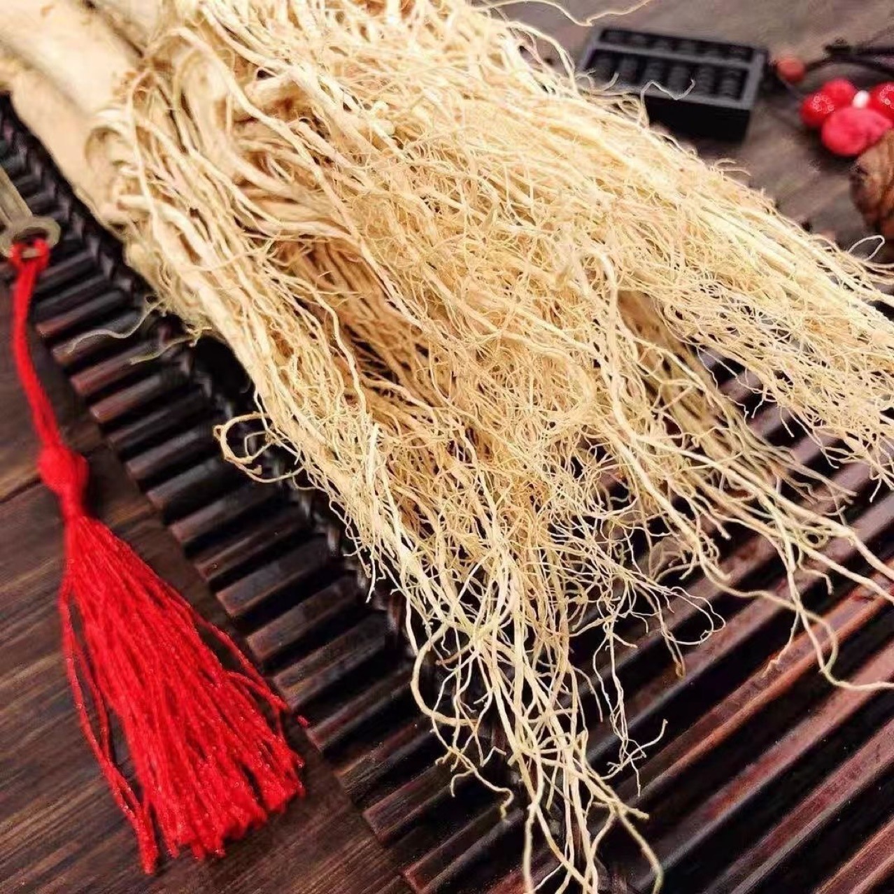 Changbai Mountain 10-Year Fresh Ginseng (Panax ginseng) — 500g for Soup & Wine in use