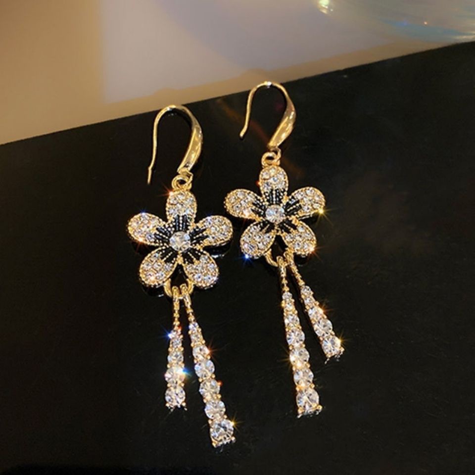 Fashion Diamond Flower Long Tassel Earrings Wholesale display picture 4