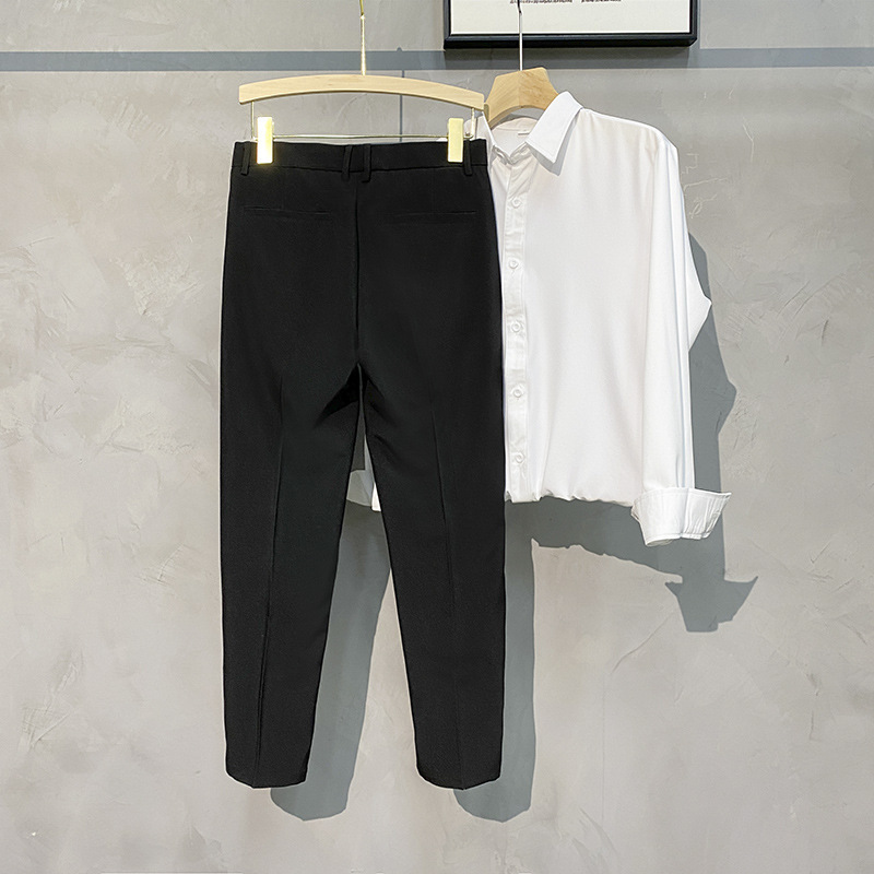 Pantalones de traje pequeño drapeado de primavera y verano para hombres Pantalones rectos delgados pantalones de traje recortados de moda para todo el partido más el tamaño pantalones casuales calientes