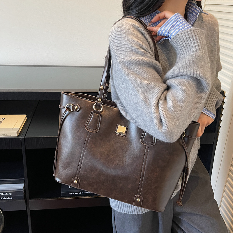 复古高级感大容量托特包女2025秋冬新款百搭单肩包通勤手提腋下包|undefined