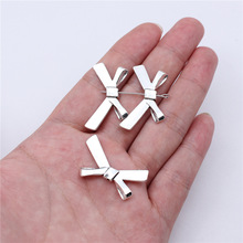 20x32mm 2.3g 大号蝴蝶结小孔珠 在逃公主 DIY手作合金饰品配件