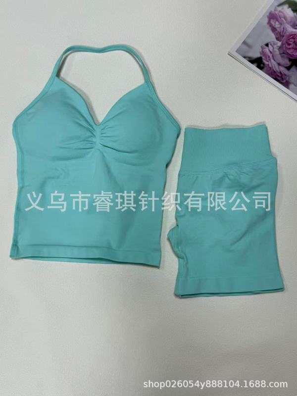 跨境无缝瑜伽挂脖背心 高弹提臀瑜伽健身短裤 长文胸短裤套装批发|undefined