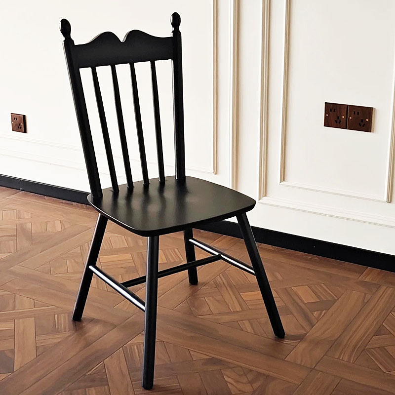 Solid Wood Dining Chair, Retro American Windsor Chair, Simple Medieval Chair, Cheap Small Apartment Restaurant, One Table and Four Chairs Set