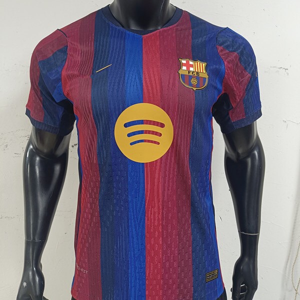 Directly from the Manufacturer, 2627 New Model Club Short-Sleeved Sports Football Tops for Adults from Real Madrid, Barcelona, Manchester City, and Arsenal Directly from the Manufacturer, 2627 New Model Club Short-Sleeved Sports Football Tops for Adults from Real Madrid, Barcelona, Manchester City, and Arsenal