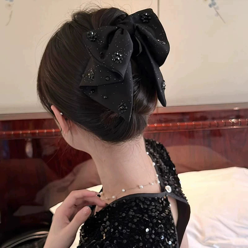 高级感缎面珠珠三角抓夹女后脑勺盘发鲨鱼夹时尚气质轻奢发卡头饰|undefined