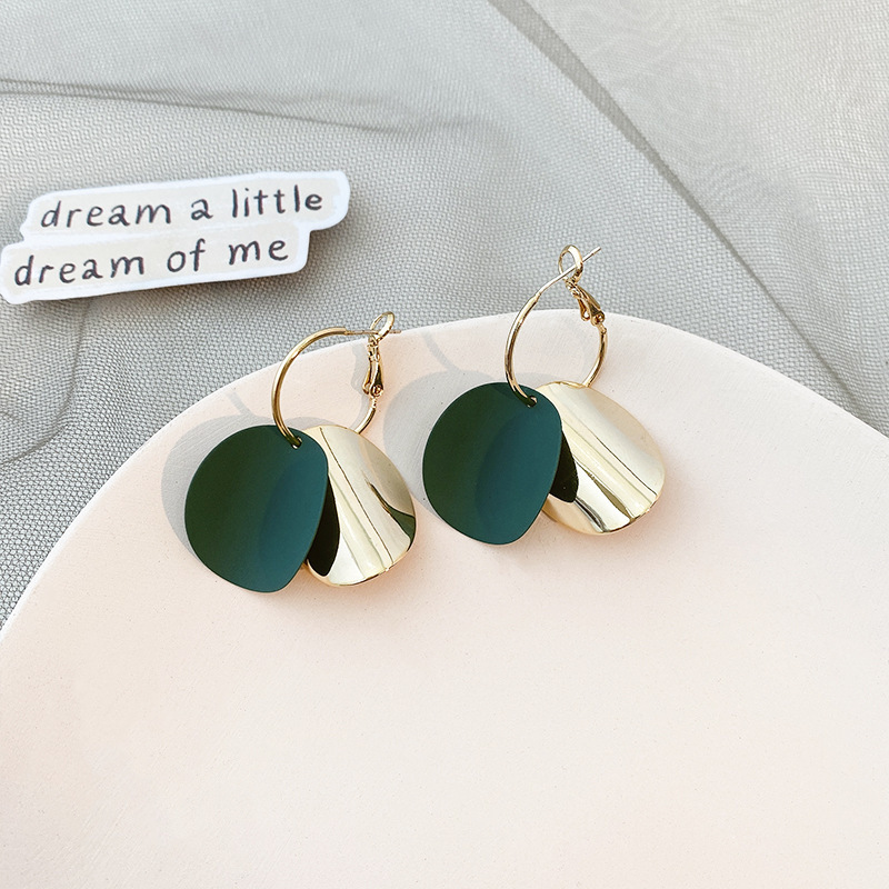 Pendientes de alta calidad de estilo francés de celebridades en línea para mujeres 2022 nuevos pendientes elegantes de moda pendientes populares pendientes largos pendientes Retro