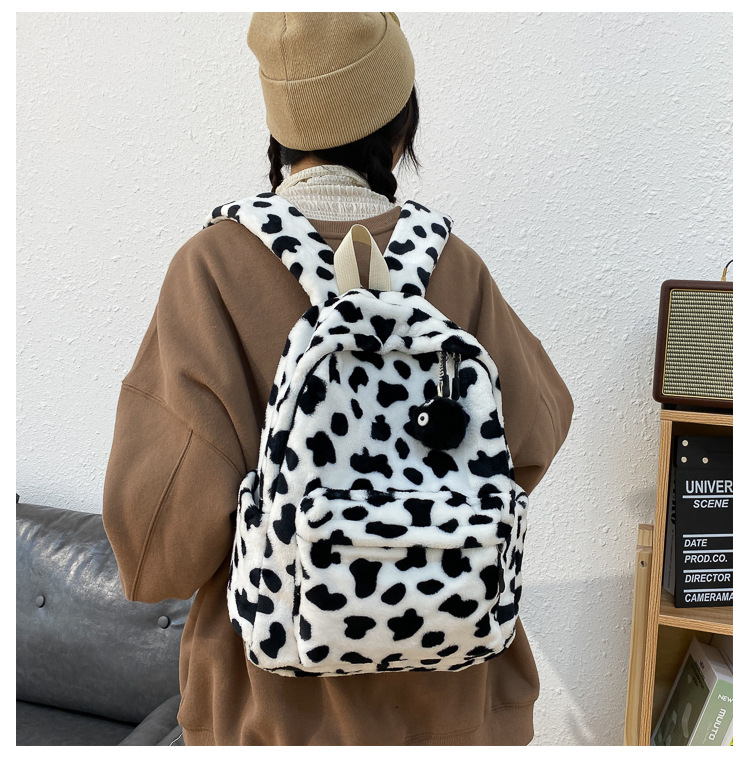 Vintage Cute Soft Backpack display picture 9