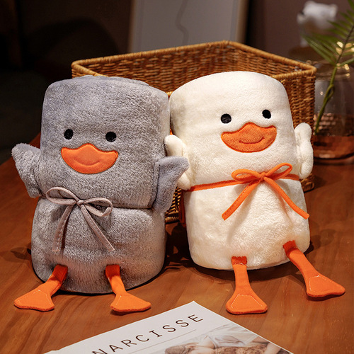 Cute cartoon duck roll blanket for babies and children, kindergarten nap air conditioning blanket, holiday activity gift, small blanket