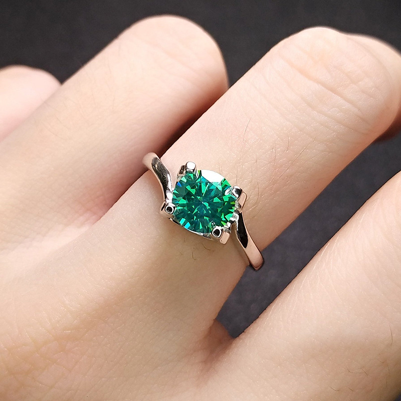 Fashion imitation moissanite four-claw inlaid green crystal diamond copper ring
