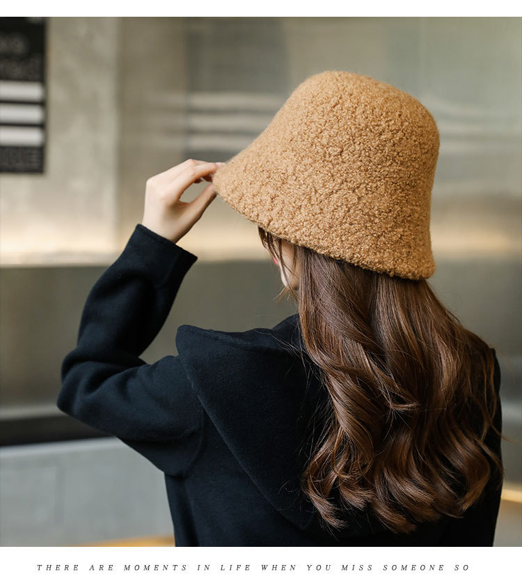 Women's Simple Style Solid Color Eaveless Bucket Hat display picture 8