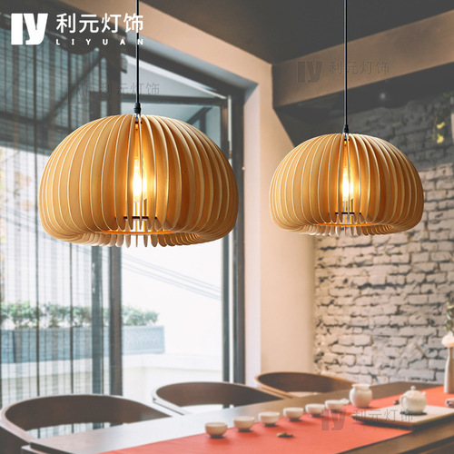 Vintage restaurant chandelier Japanese retro Little Red Book wood art chandelier B&B study bedroom medieval pumpkin lantern