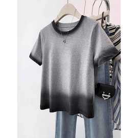 【店铺热销】2025夏季新款花灰色渐变短袖T恤女别致设计感宽松半