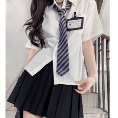 Jk制服日系学院風純色シャツ女性半袖夏新デザイン感小衆上着白シャツ