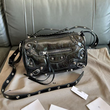 25����ʱ�аٴ���í������Ƥ��������Ůͨ��С��������б�����