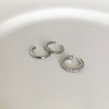 Sophisticated advanced ear clips, earrings, simple and elegant design, high-quality style, no pierced ears