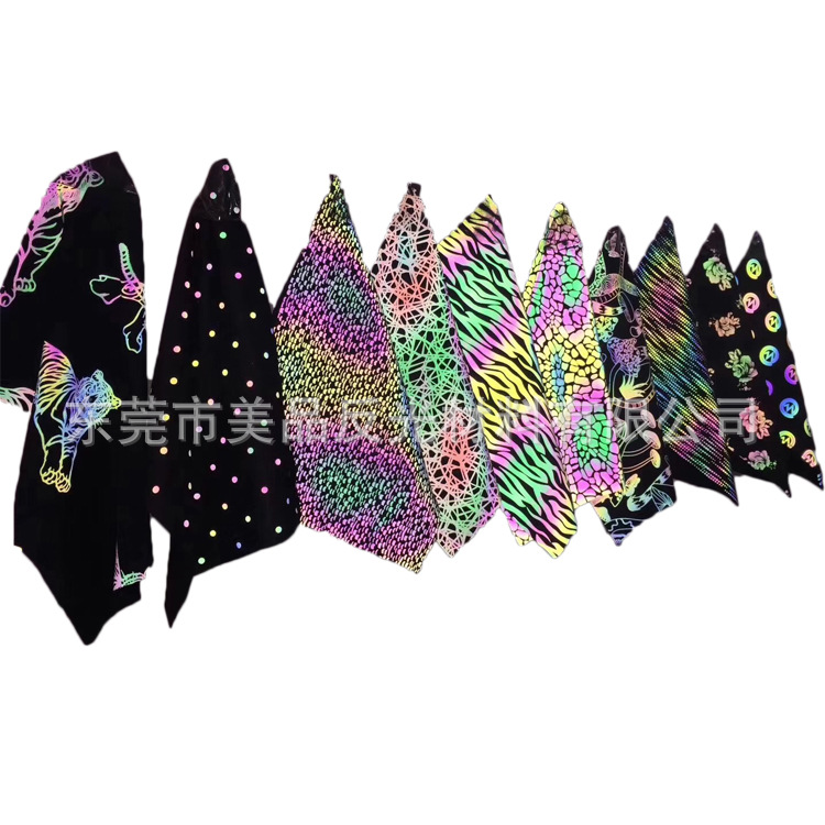 印花反光布七彩反光布炫彩时尚面料手感好反光度强可加工各种图案