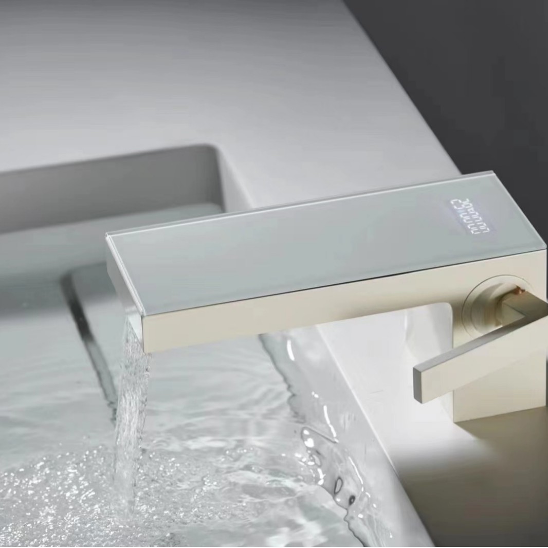 Uno por uno baño pistola gris cascada pantalla digital Cuenca del grifo caliente y fría baño hogar lavabo grifo