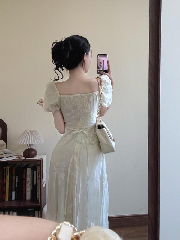 フレンチエレガントなパフスリーブ刺繍スクエアネックドレス女性のための夏の2025新しいスタイルシックで優しい気質のロングスカート|undefined