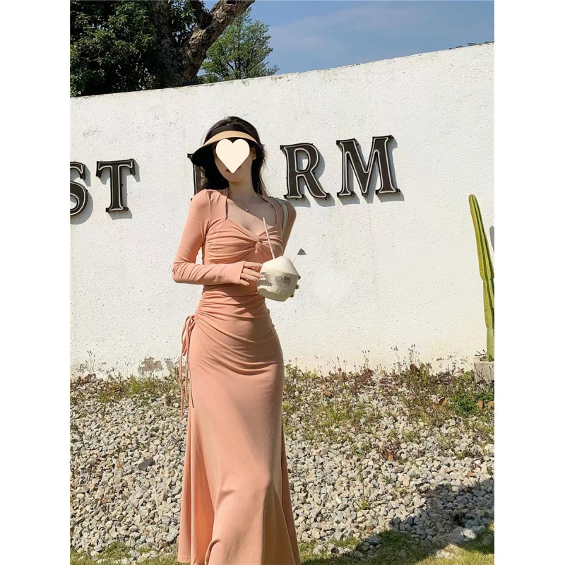 气质方领扭结修身长袖连衣裙女2025秋季新款抽绳褶皱收腰显瘦长裙|undefined
