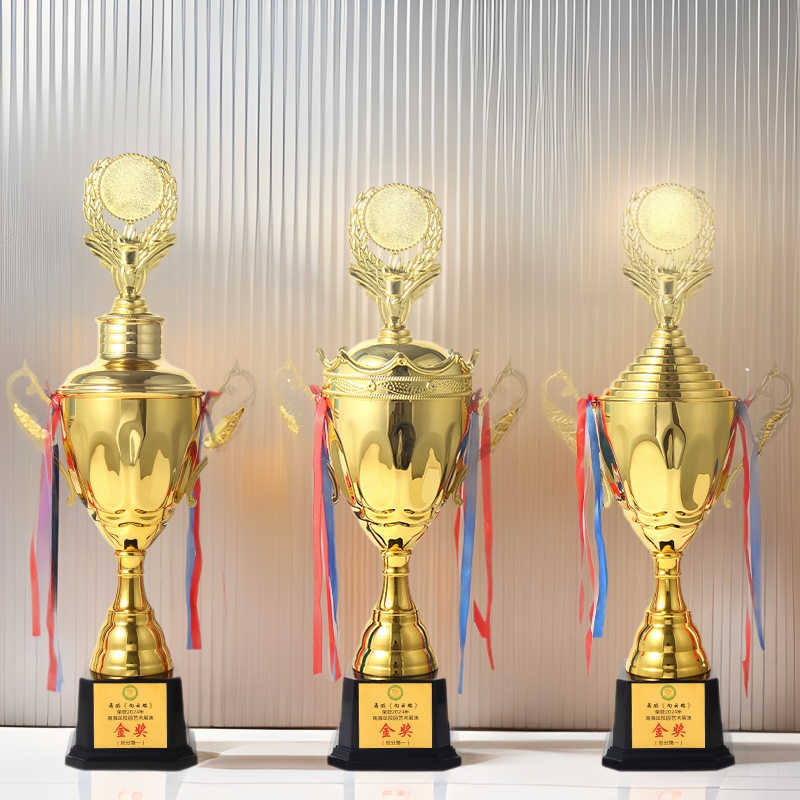 Nuevo trofeo de la corona trofeo de metal baloncesto fútbol ping-pong bádminton trofeo de metal trofeo de deportes