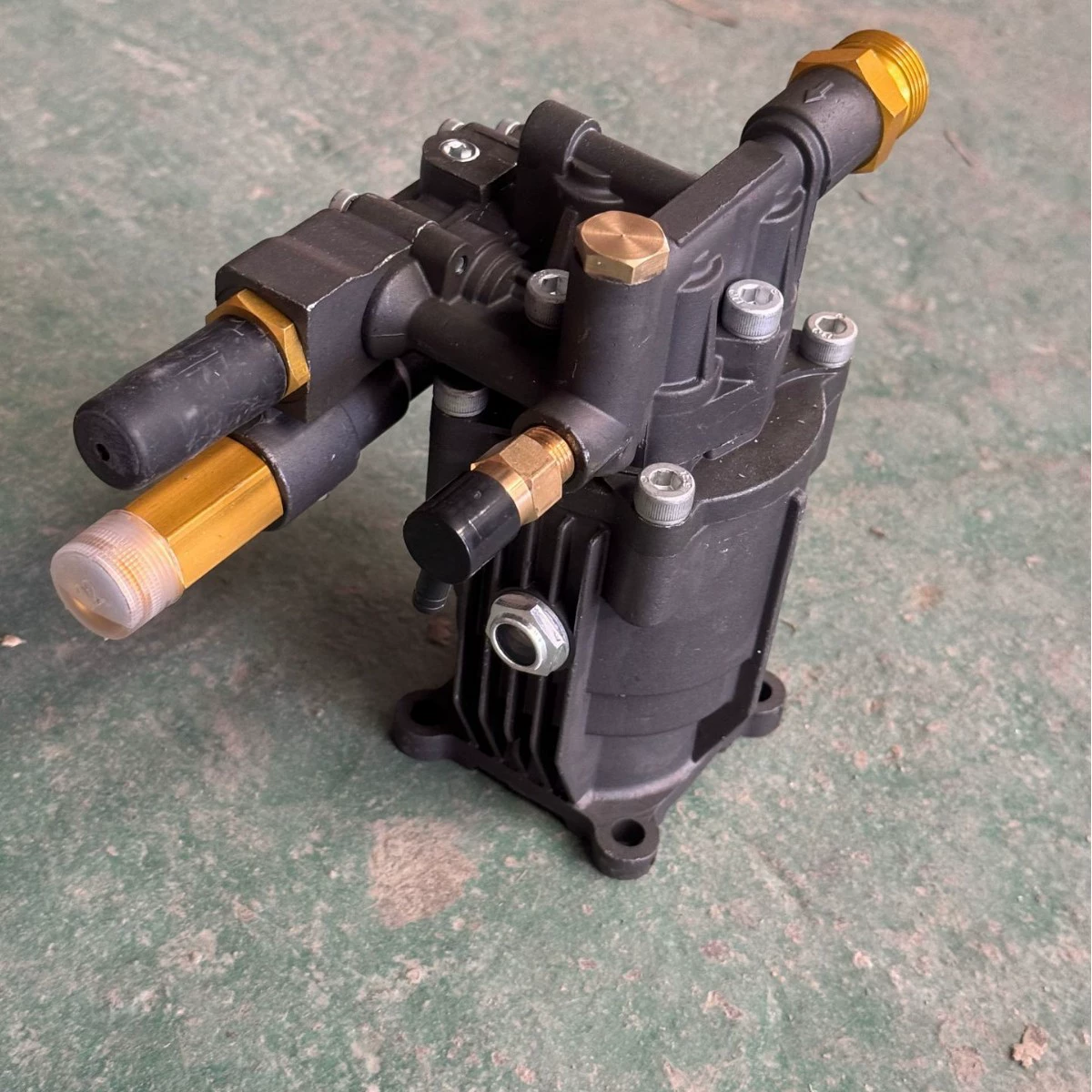 Оборудование для очистки горизонтального вала алюминиевого насоса доступно