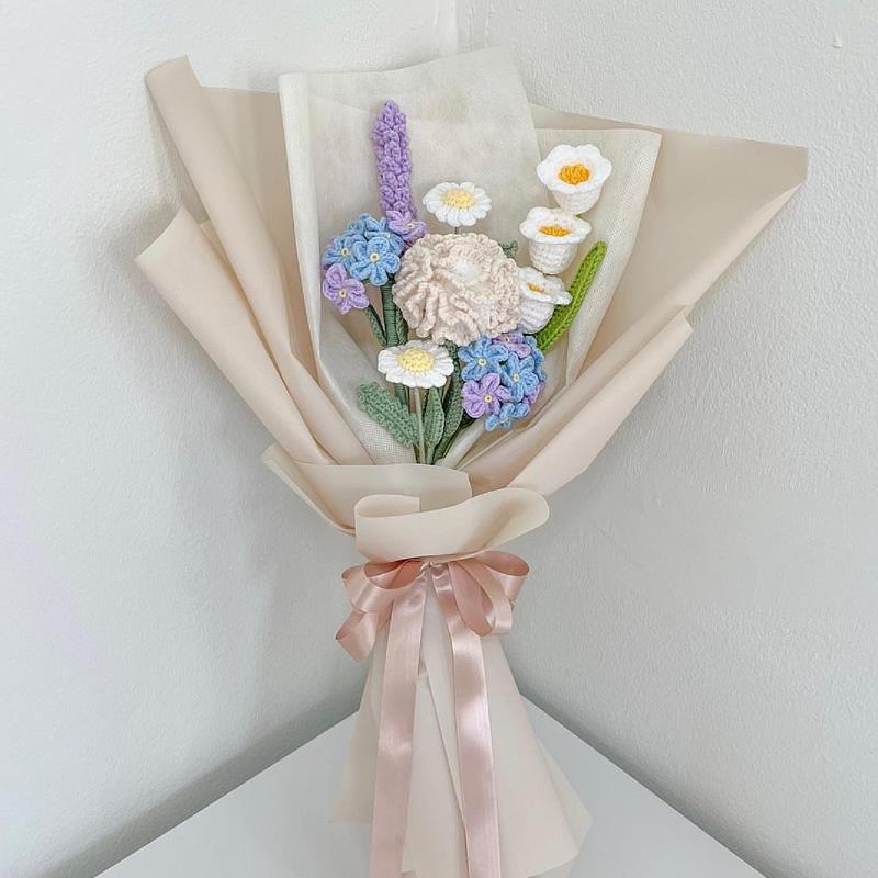 Tulipanes margaritas ramos tejidos a mano hilo de lana crochet flores terminadas para novias y novias regalos navideños