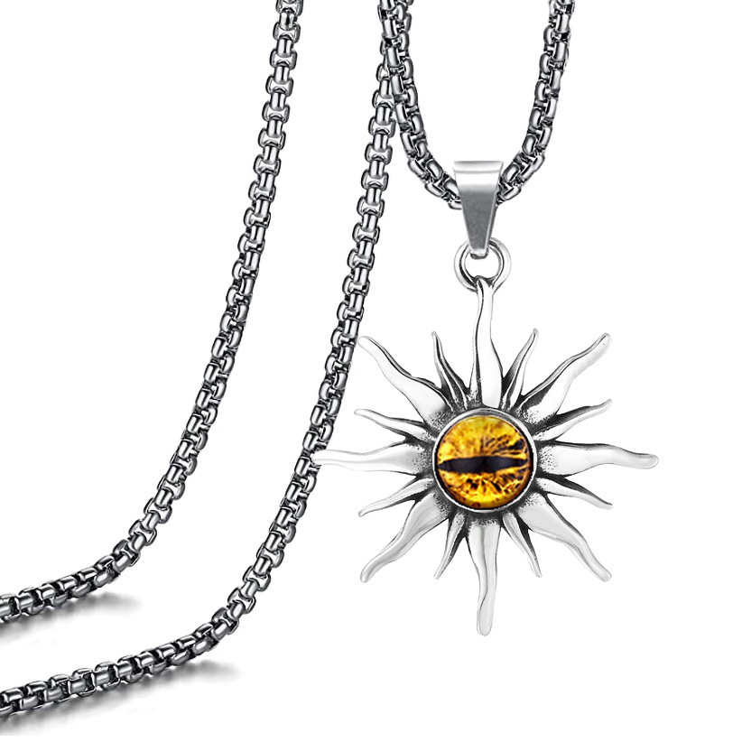 Collana con ciondolo a forma di dio del sole e occhio magico, in acciaio al titanio di alta qualità, per uomo, in vendita all'estero_voghion.com