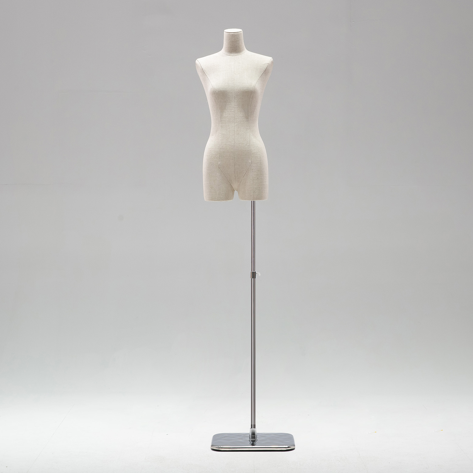 Maniquí Femenino de Medio Cuerpo de Plástico para Escaparate de Tienda de Ropa image 25