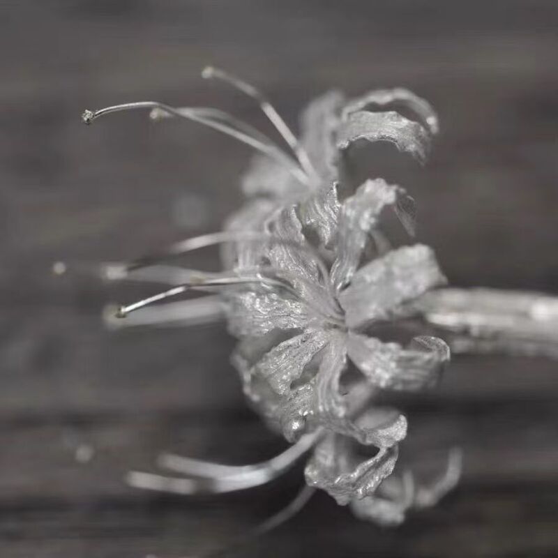 New Chinese Style National Tide Bi'an Flower Hairpin Exquisite and Delicate Stamen Posture Cool Feeling Classical Hairpin for Chinese Clothes Cheongsam