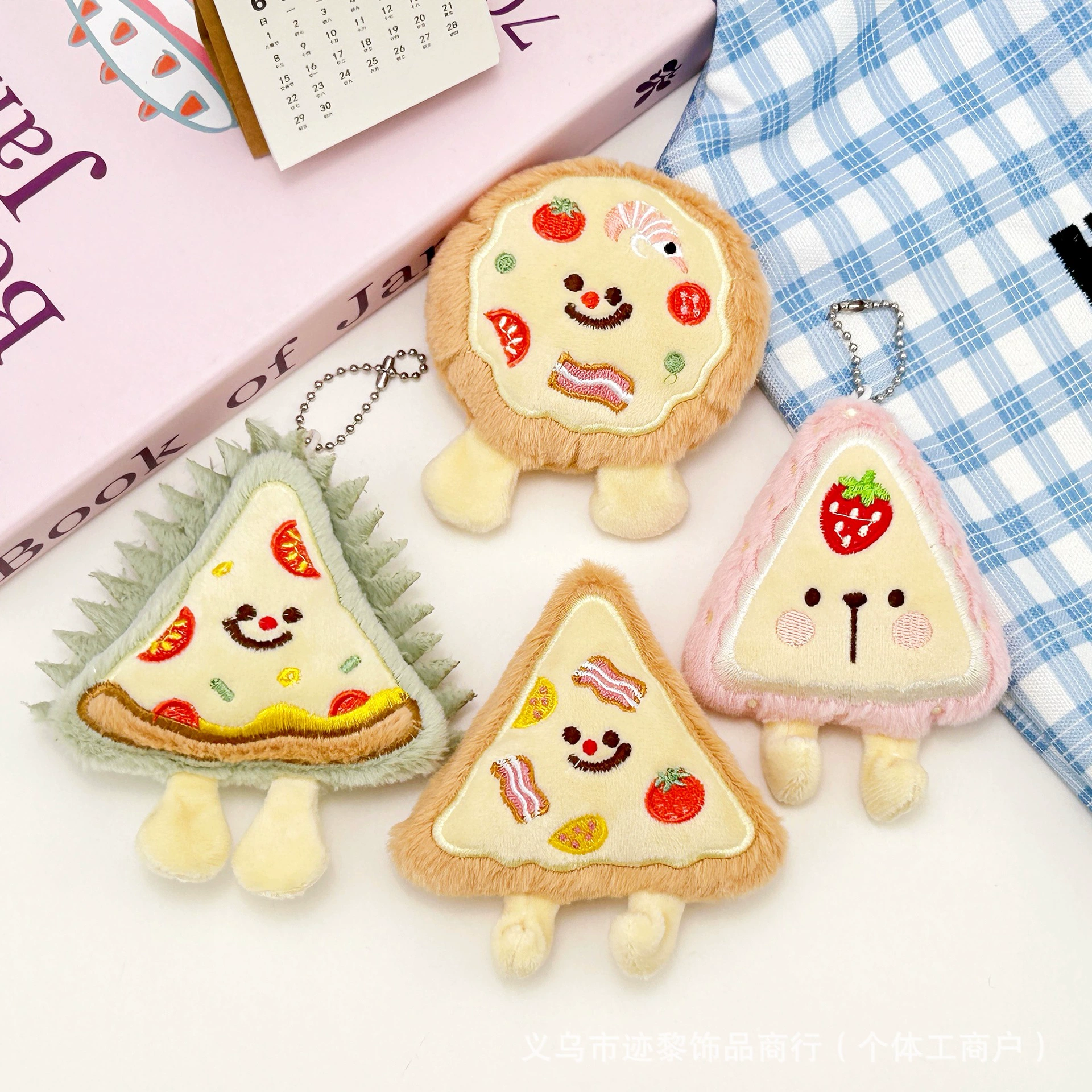 Милая креативная пицца с дурианом, скрипучая подвеска, мультяшная плюшевая кукла, клубничный торт, брошь, аксессуары для обуви и шляпы «сделай сам»