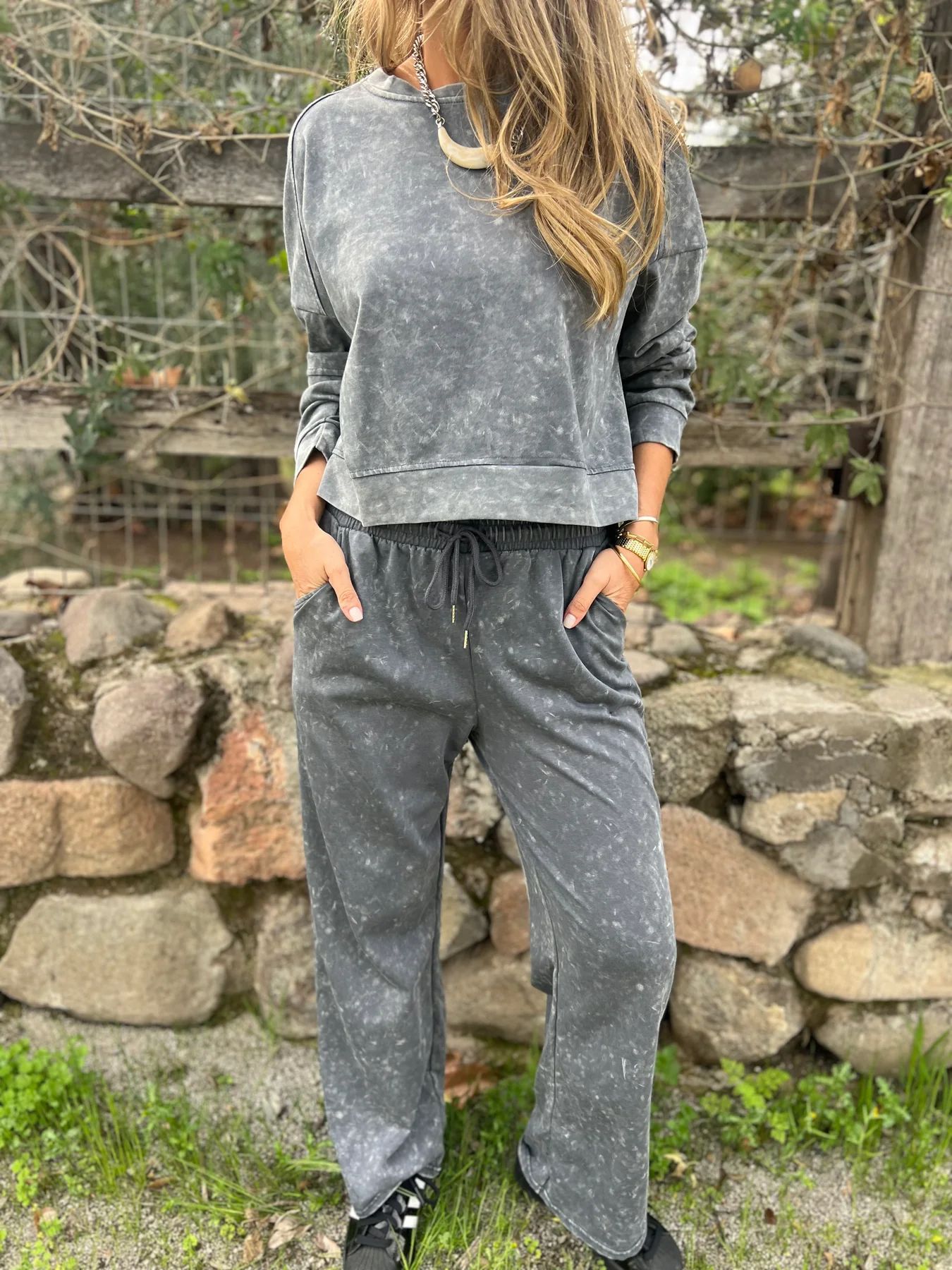 2025 European And American Cross-Border Hot-Selling New Autumn Winter Women's Casual Versatile Lace-Up Round Neck Long_ecoleips.com