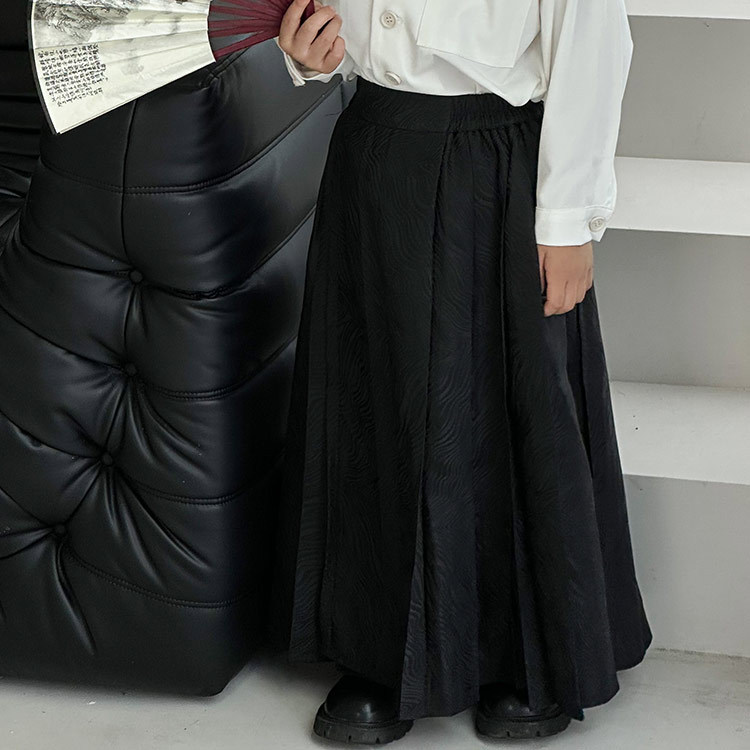 兒童馬面裙2023秋冬新款新款國風百褶裙黑色低調奢華長裙兒童童裝